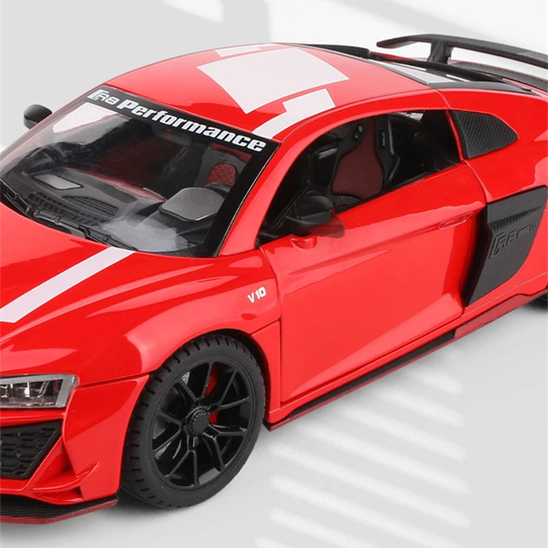 1:24 AUDI R8 V10 Model