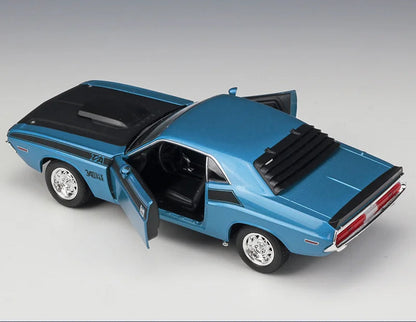 1:24 1970 DODGE Challenger T/A  Model