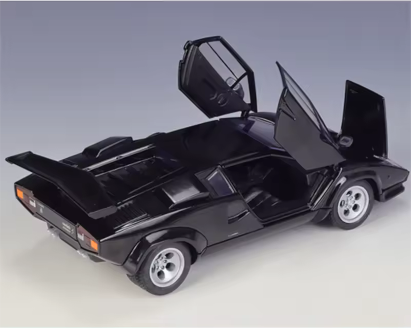 1:24 Lamborghini Countach LP 5000 S Model