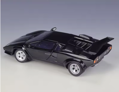 1:24 Lamborghini Countach LP 5000 S Model